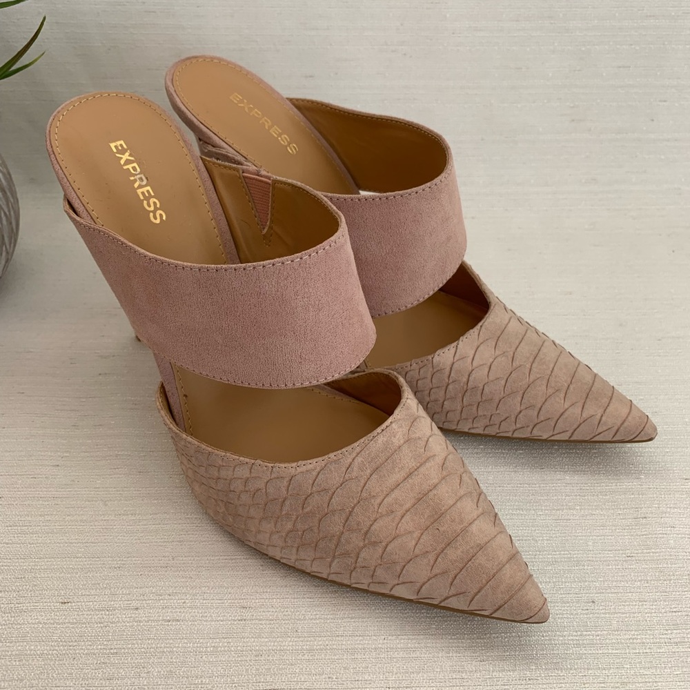 New EXPRESS Blush Reptile Slide Heels Woman’s 10